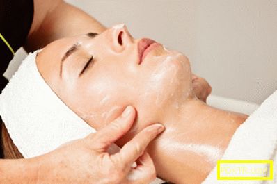 Кога трябва да прибягвам до козметичен масаж на лице?