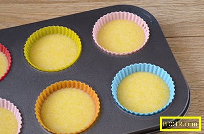 Купички от царевично брашно: умен слънчев десерт! стъпка по