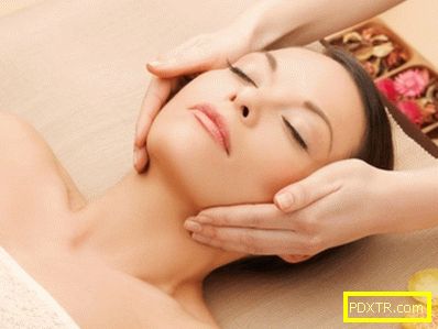 Техника на японския подмладяващ масаж за жени след