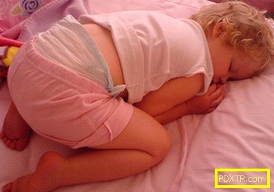 7 пози на детския сън: какво казват психолозите