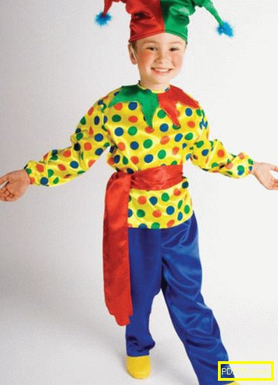 Петрушка костюм за момчето със собствените си ръце - прости