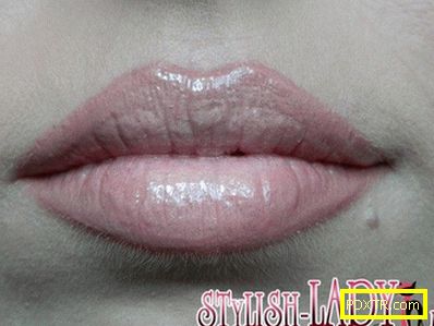 Как да увеличите визуално устните с грима