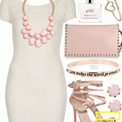 бяла рокля с розови аксесоари, снимка