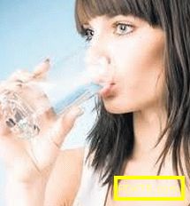 Пийте много вода, ако искате да поддържате тялото си в отлично състояние и да не мислите за загуба на тегло